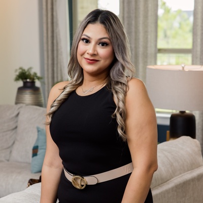 CLICK to visit Sandra Vega's Realtor® Profile Page