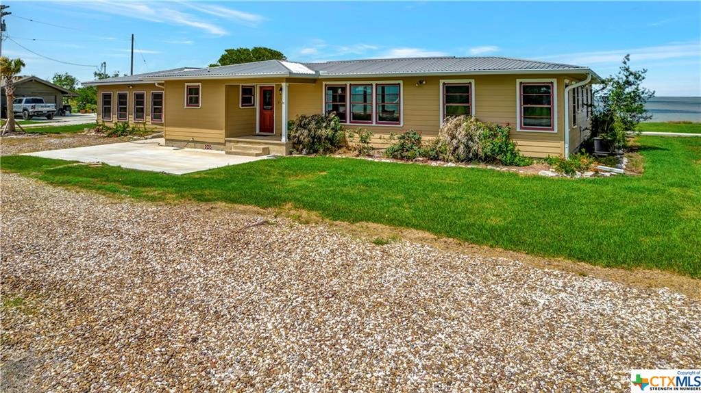 405 Bay Street, Austwell, TX 77950