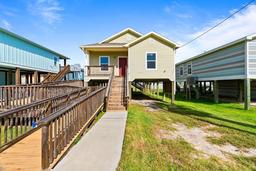 1326 S Live Oak ST — Doughty&Mathis