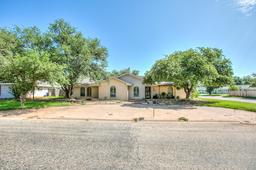 2702 Lindenwood Drive — College Hills South