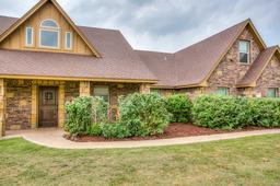 7920 Bison Trail — Buffalo Heights