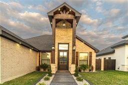 8022 N 49th Lane — Silverado Moon