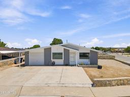 9347 CANNES Circle — Le Barron Park