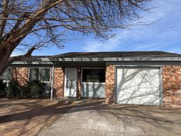 7406 Globe Avenue