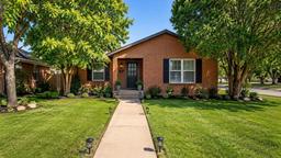 3213 Garfield Street — KEMP FAIR PARK