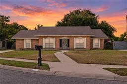5209 Moultrie Drive — Country Club Estates #14
