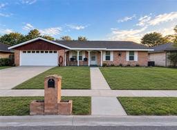 4006 Rooney Dr — Schanen Estates #4