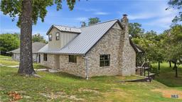 721 Ridgeroad Drive — Lakecreek