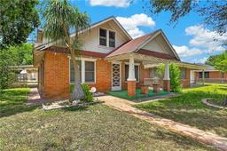 415 Doherty Avenue — Mission Original Townsite