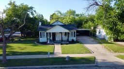 1826 W Avenue K — South Heights