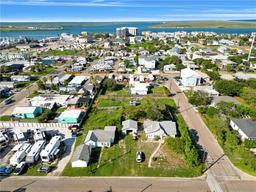 325 E Oaks Avenue — Old Town Port A E. of Allister