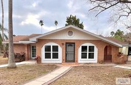 6 Country Club Rd — VICC