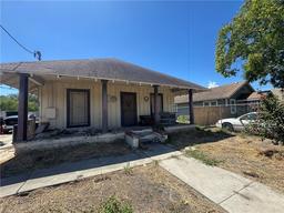 1603 S Brownlee Boulevard — Fitchue Place