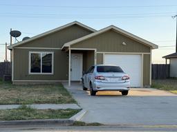 3608 E 3rd Place