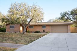 9501 Wilkins Dr — Arlington Heights