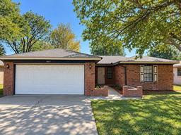 4447 SUMMIT Circle