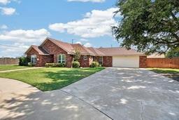 3708 Edgemont Dr — Fairmont Park