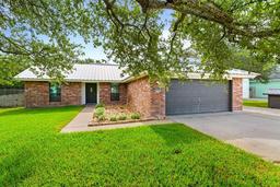 1146 Hickory Ave — Oak Terrace