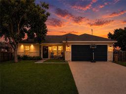 206 Oak Ridge Drive — Oak Ridge