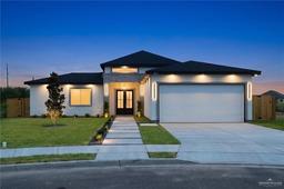 1033 W Solaris Lane — Russell Village