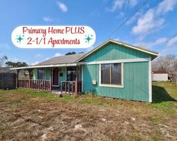 330 S Saunders — Aransas Pass