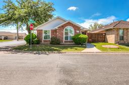 4553 Southern Oak Lane — Twin Oaks