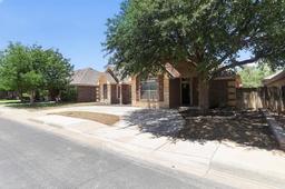 4702 Yearwood Dr — Briarwood