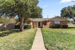 1700 Mary Lane — Singleton