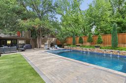 3203 HAWTHORNE Drive