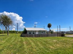 103 S Arch Street — Aransas Pass-Townsite