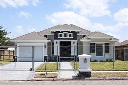 2710 Tassajara Street — Davis Palms