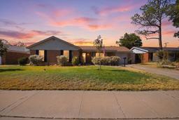 1441 Sandalwood Lane — Wedgewood