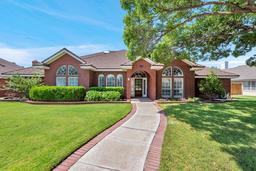 5305 Ridgefield Court — Green Tree North