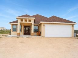 13526 W Happy Trail Ln — Happy Fields