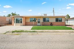 537 Gilmore Way — Gilmore