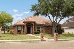3121 Whitewing Avenue — West Meadows