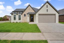 11908 Kenosha Avenue