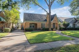 2017 Victory Avenue — Brook Village