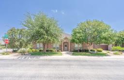 4010 Heritage Oaks — Heritage Oaks