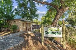 208 E San Antonio St — Fredericksburg Addition