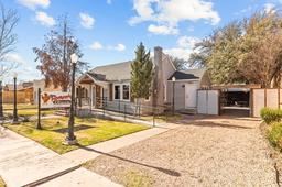 615 N Sam Houston Ave — Herbert Wright