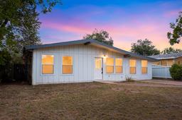 2413 Guadalupe Street — Highland Heights