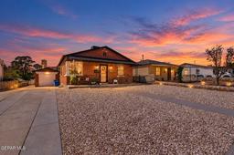 1405 HOWZE Street — Government Hill