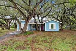 820 Ibis Drive — West Terrace
