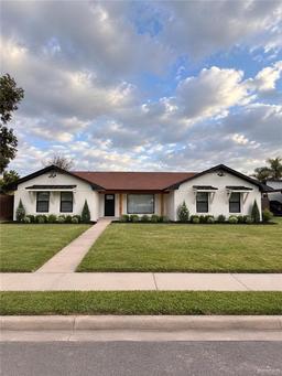 425 Tanglewood Drive — Chanticleer