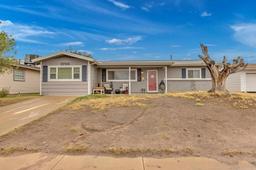 3706 Spruce Ave — Windsor Heights