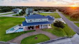 102 Smith Cove — St Charles Bay Estates