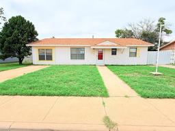 1521 E 51st St — Fleetwood