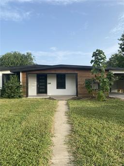 1204 Rose Drive