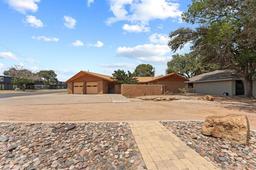 3216 Sentinel Dr — Skyline Heights